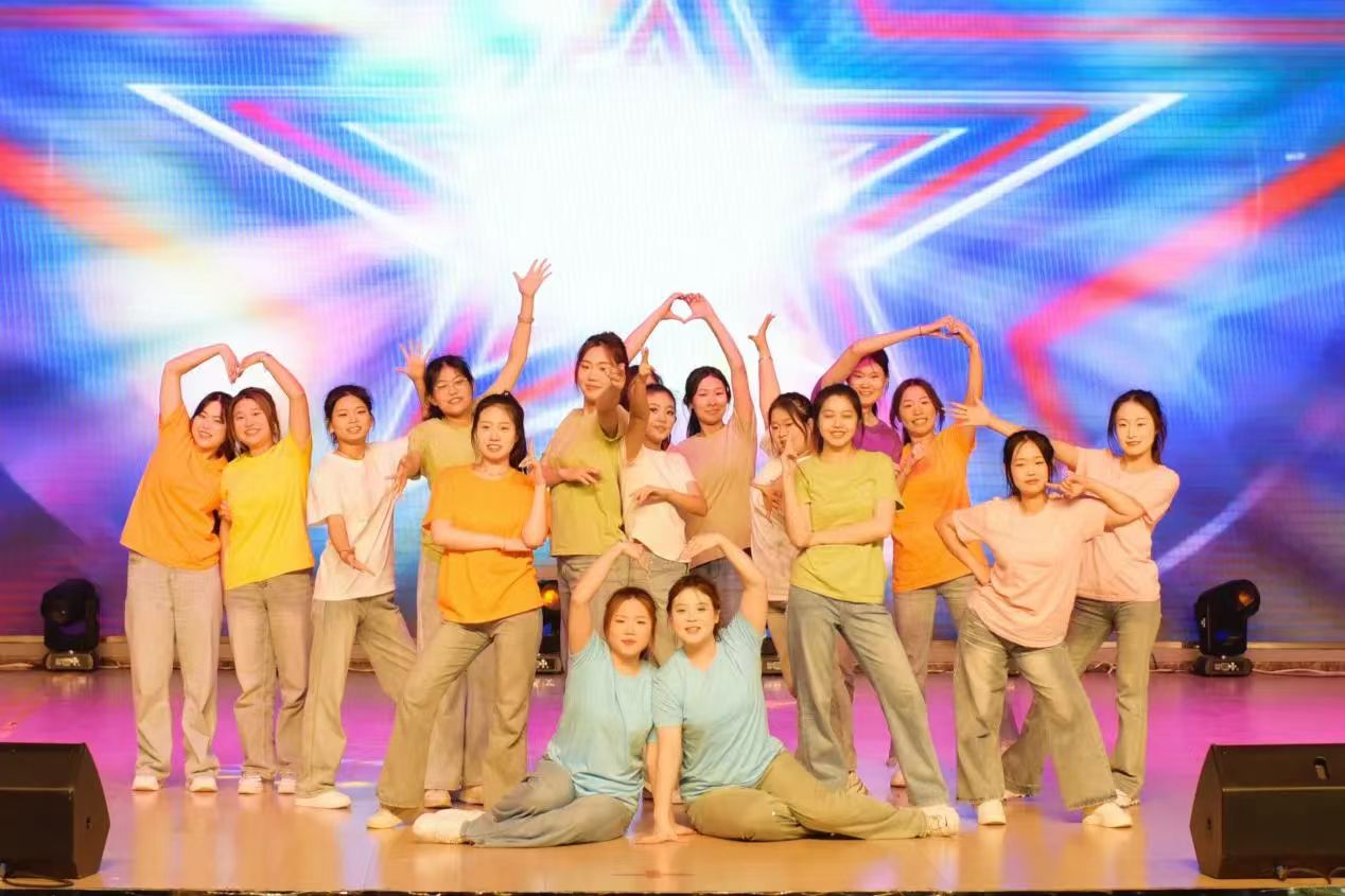 7e0b0126e8386db998319f236f1298e.jpg 7e0b0126e8386db998319f236f1298e.jpg