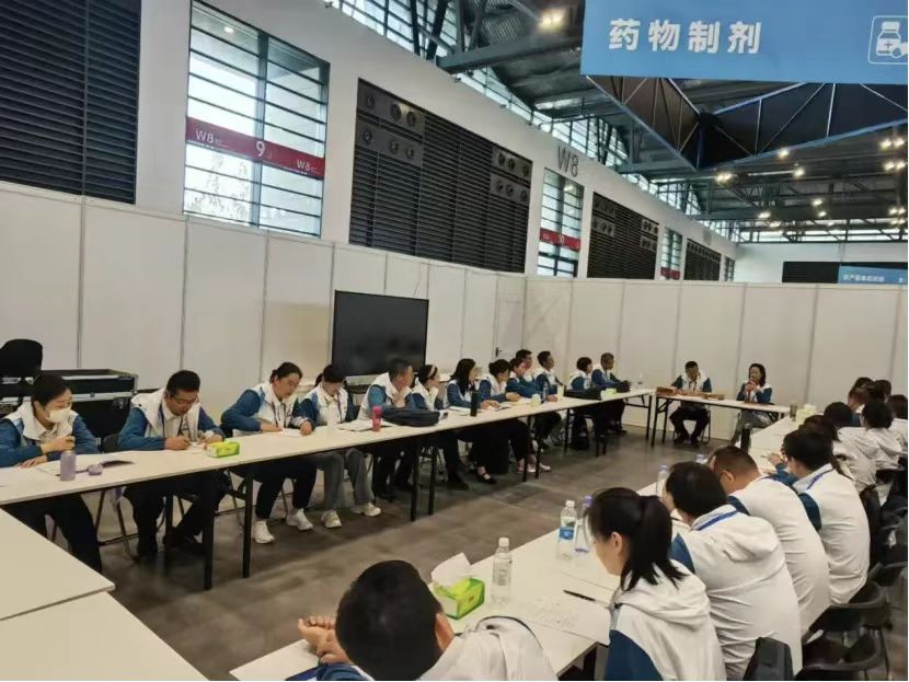 0f025736e11e33142ce7eb754ff986c6.jpg 0f025736e11e33142ce7eb754ff986c6.jpg