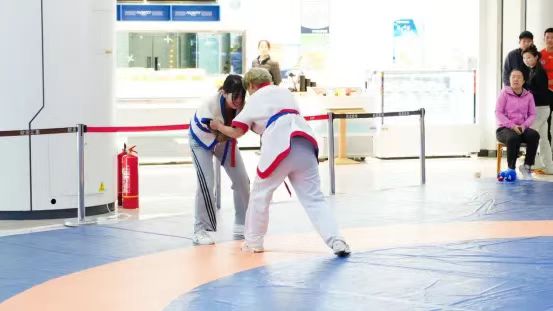 c3fbc04896d12685e8dad6923ebe7262.jpg c3fbc04896d12685e8dad6923ebe7262.jpg