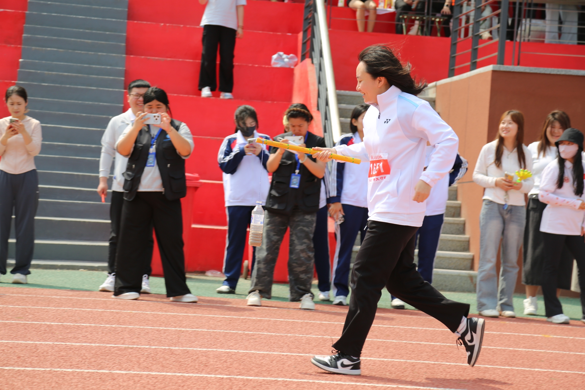 e8027beed51483b920eba2d7f43eeb17.jpg
