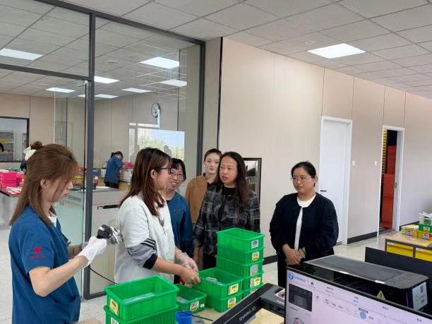 410eea14b656d4b6c76fea59cc782992.jpg 410eea14b656d4b6c76fea59cc782992.jpg